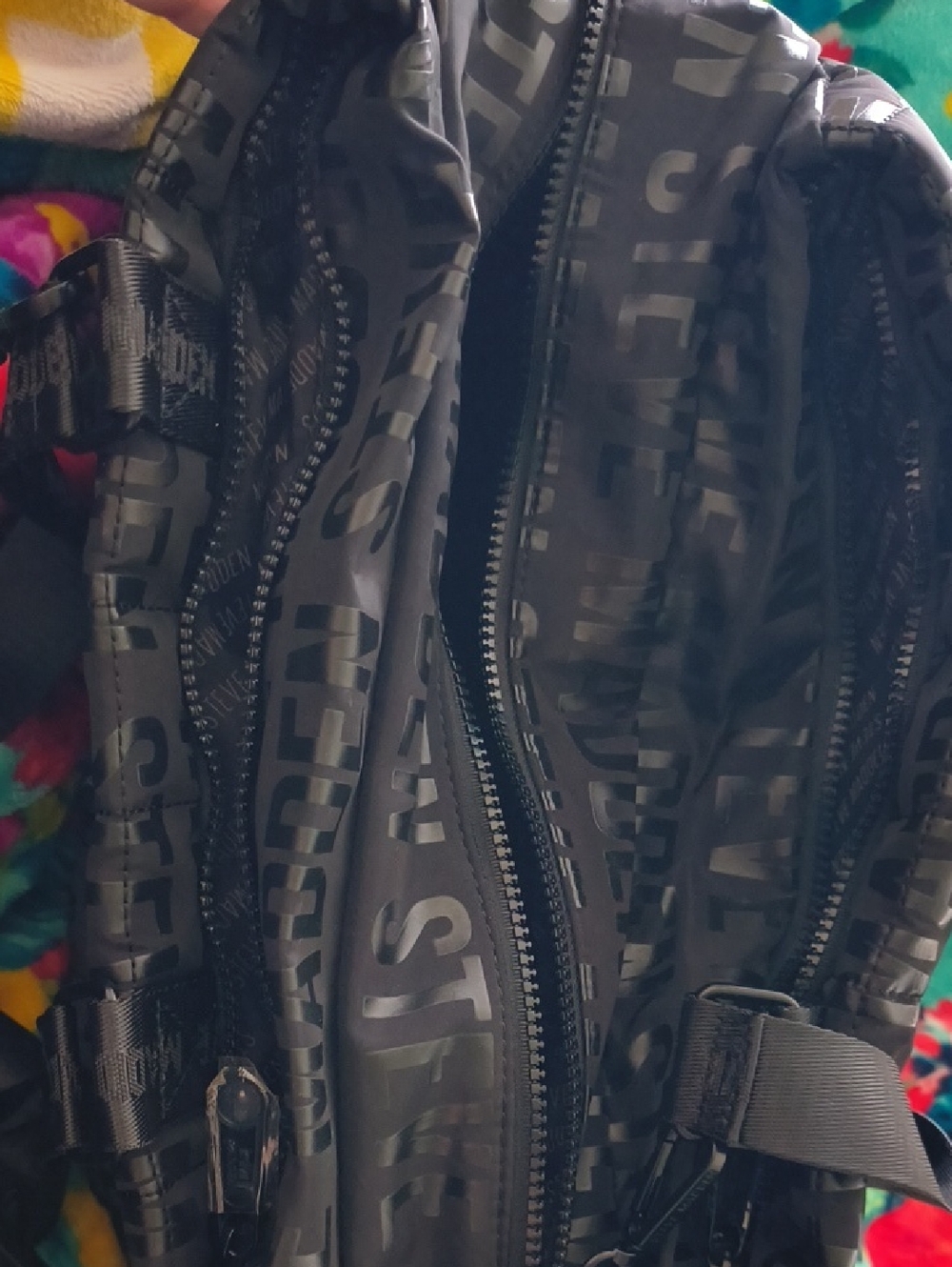 Steve Madden Black Weekender Bag NWOT - Picture 4 of 11